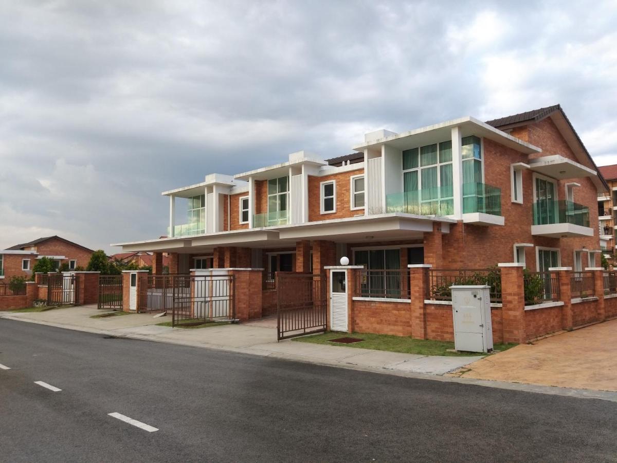 Goodview Vacation Homestay @Kajang Exterior photo